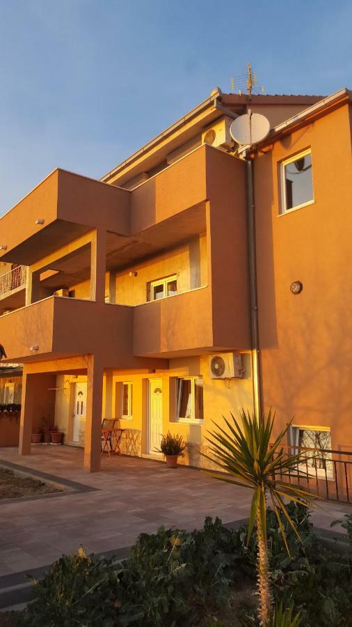 Apartments One Palm Podstrana Exterior foto
